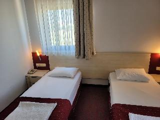 Carna Garden Hotel