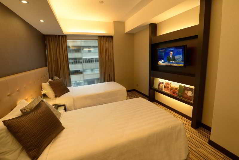 Room thumbnail 2