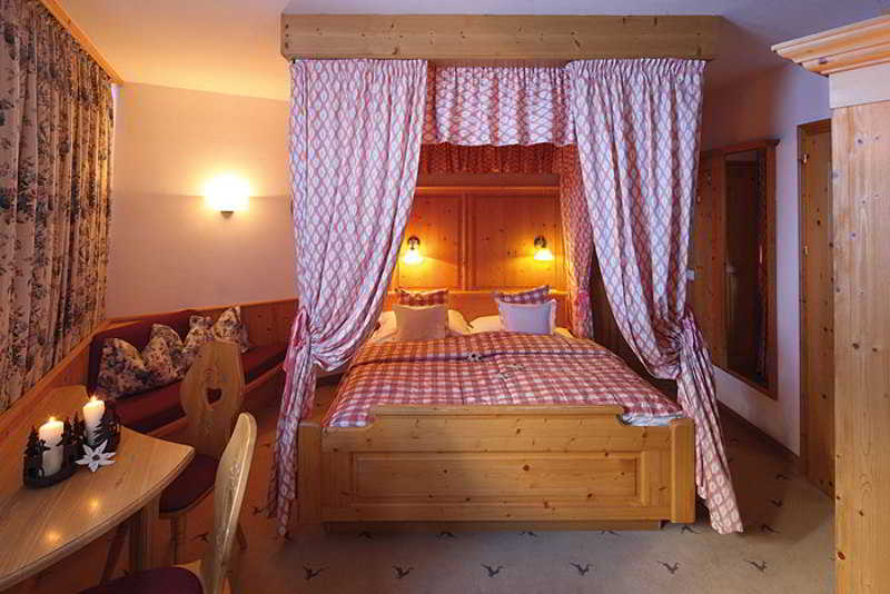 Kolfuschgerhof, Italian Alps