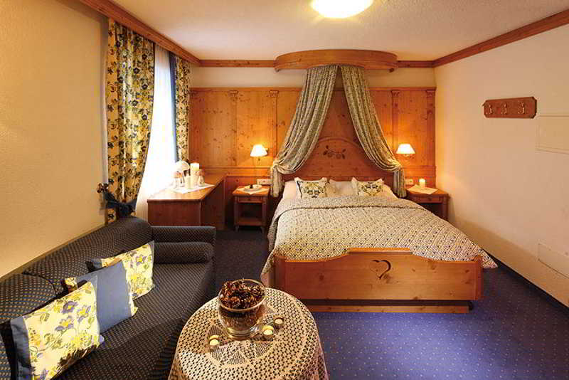 Kolfuschgerhof, Italian Alps