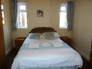 Room
 di Coasters Hotel & Holiday Apartments