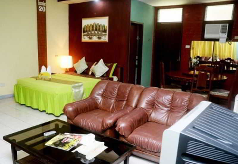 Room
 di Palawan Village Hotel