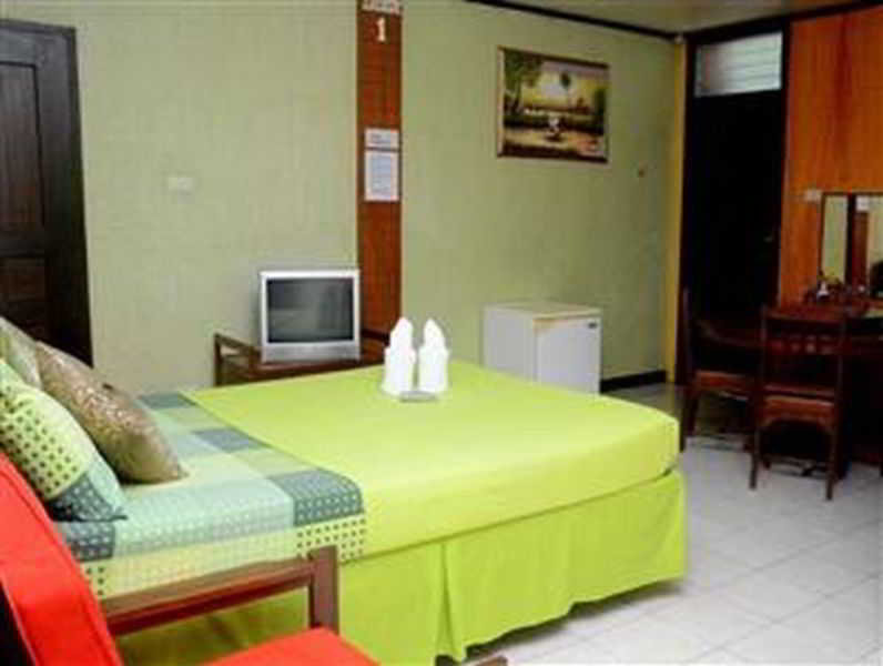 Room
 di Palawan Village Hotel