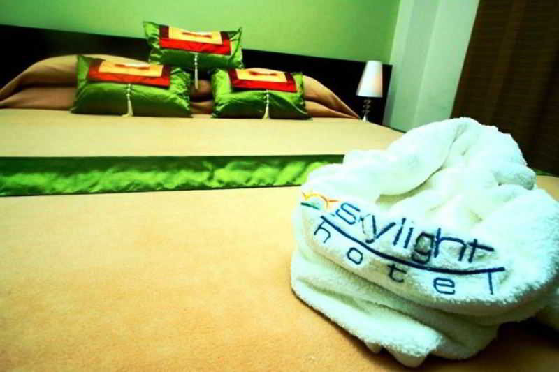 Room
 di Skylight Hotel