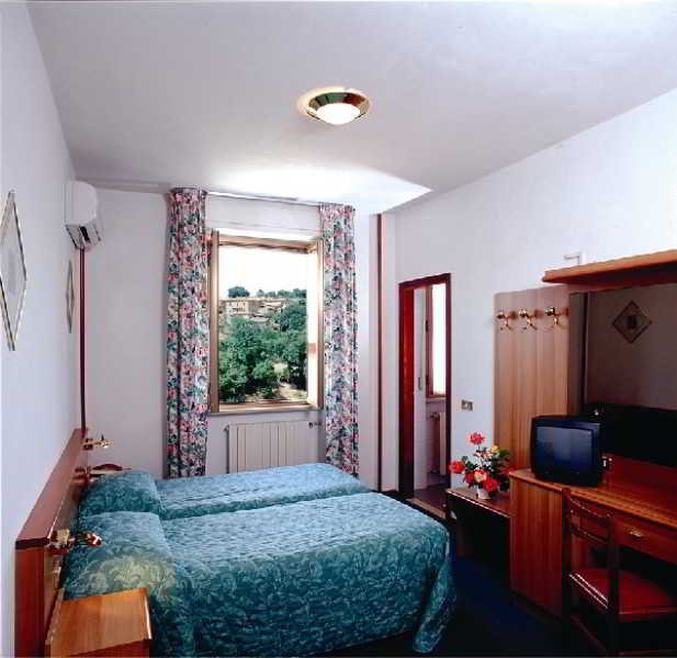 Room
 di Easy Siena Hotel