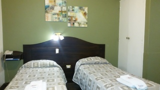 Room thumbnail 1