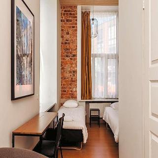 16 Euro Hostel
