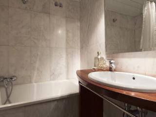 General view
 di Putxet Apartments