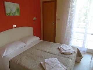 Morris, Rimini
