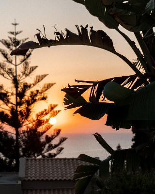 Creta Blue Boutique Hotel & Suites