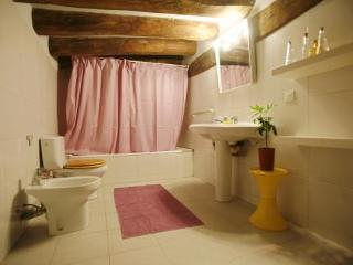General view thumbnail 9