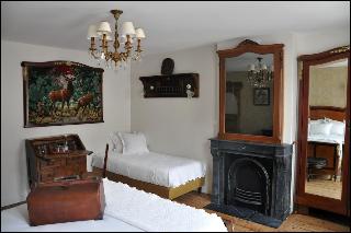 Detective Hotel, Dieppe