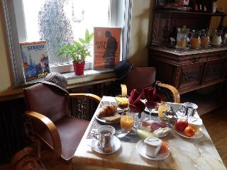 Detective Hotel, Dieppe