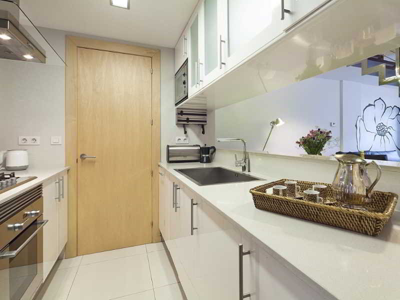 General view
 di Garden & Pool In Putxet