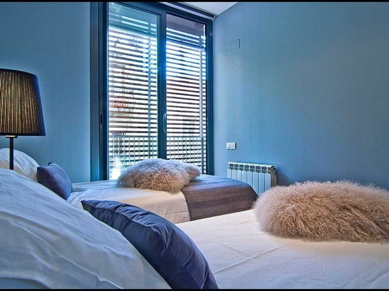 General view
 di Gracia Pool Flats