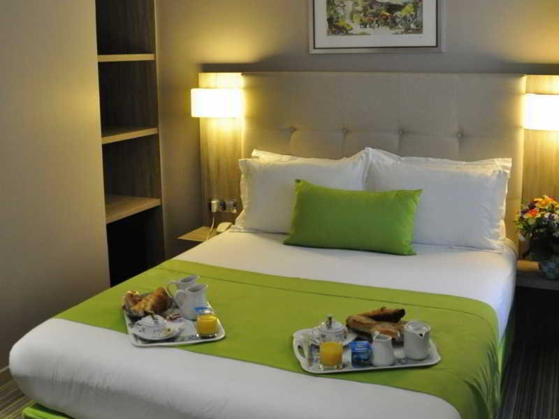 General view thumbnail 1