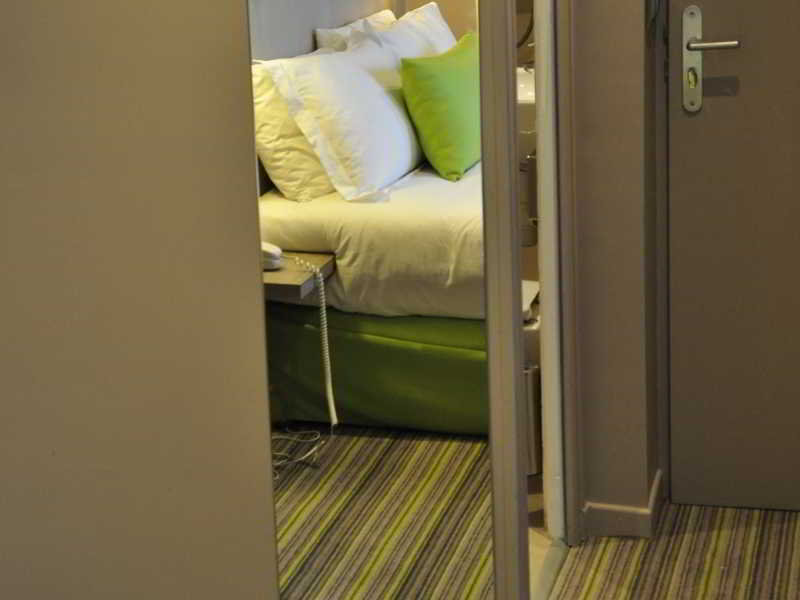 General view thumbnail 4