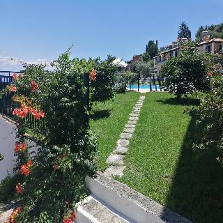 Aronis Apartments