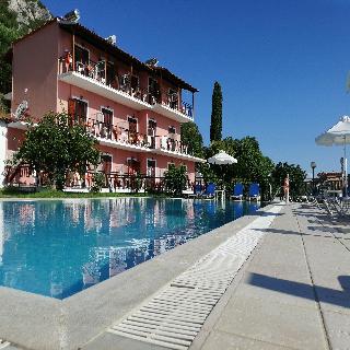 Aronis Apartments