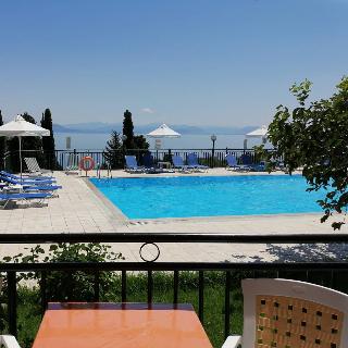 Aronis Apartments