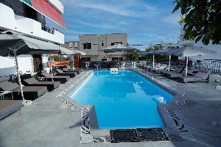 Yianna Hotel