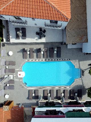 Yianna Hotel