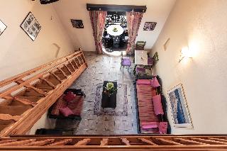 Yianna Hotel