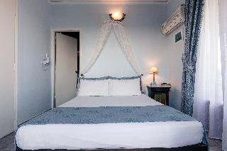 Yianna Hotel