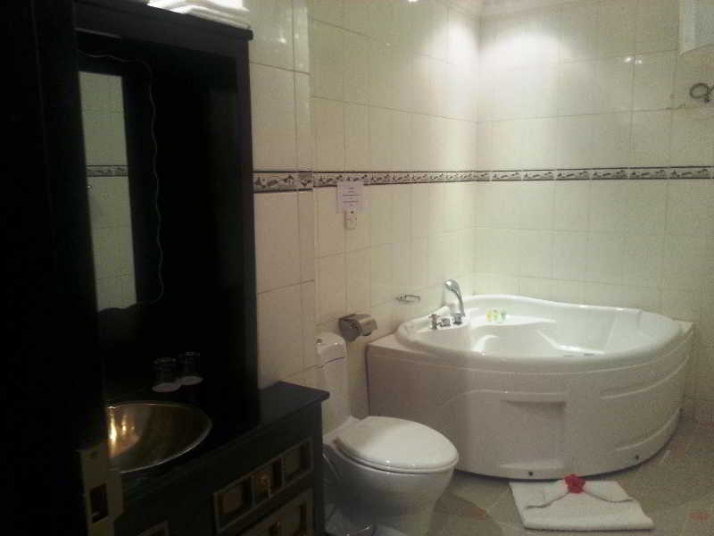 Room thumbnail 19