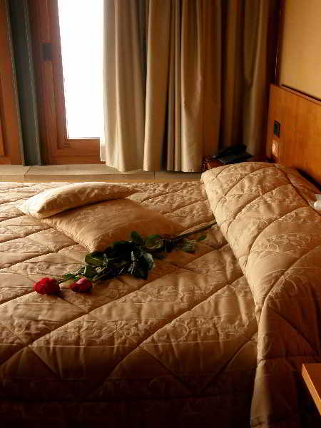 Room thumbnail 33
