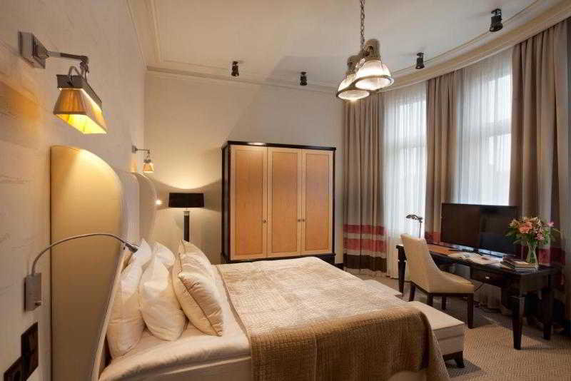 Room thumbnail 10