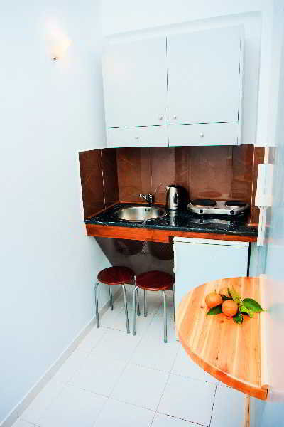 Room
 di Falirala Central