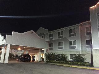 Lakeside Resort Hotel & Conference Center