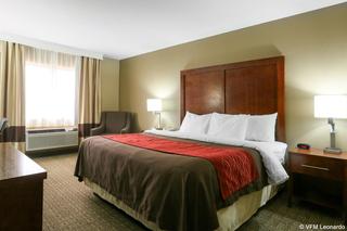 Comfort Inn & Suites Leeds I-20