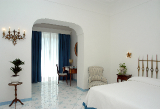 Room
 di A Pazziella