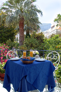 Room
 di A Pazziella