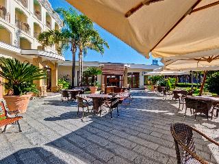 Hotel La Perla, Caserta