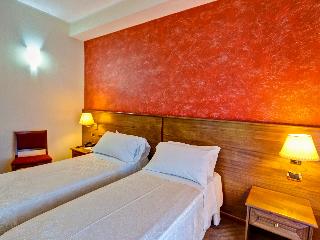 Hotel La Perla, Caserta