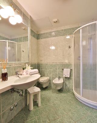 2 Single Beds, Standard Room