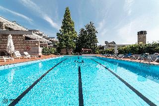 Garden Hotel