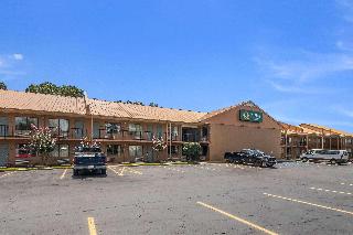 Quality Inn & Suites Corinth West