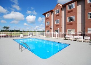 Pool
 di Econo Lodge Inn & Suites