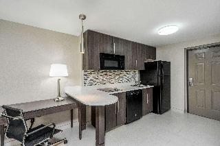 Baymont by Wyndham Clarksville