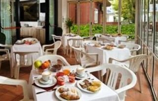 Restaurant
 di Granada Hotel