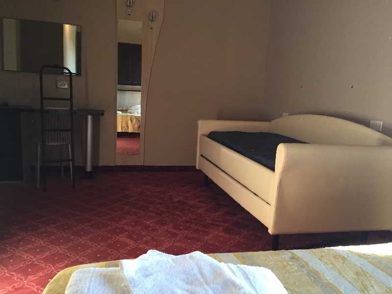 Miami Hotel, Rimini