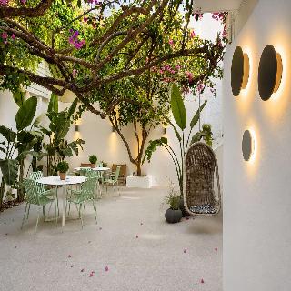 APOLLON Design Boutique Hotel