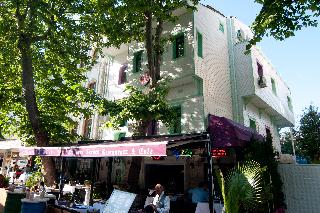 Center Hill Hotel