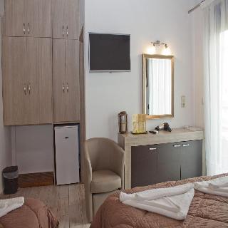 Danaos Hotel