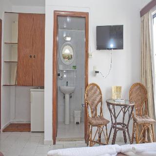 Danaos Hotel