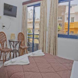Danaos Hotel